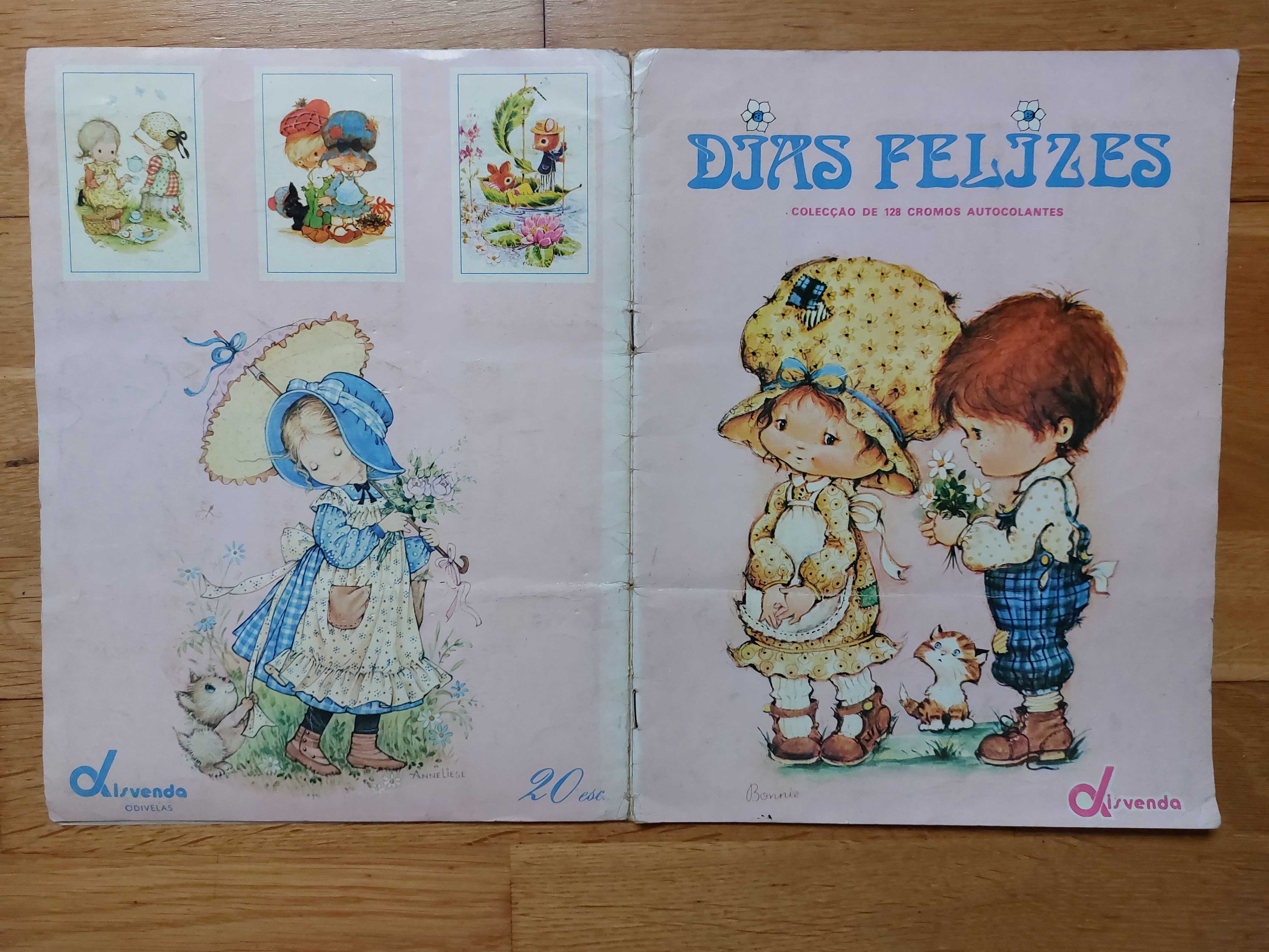 Caderneta de cromos "Dias Felizes" - Completa/Excelente estado