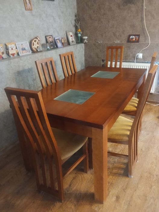 Sprzedam stół i 6 krzeseł