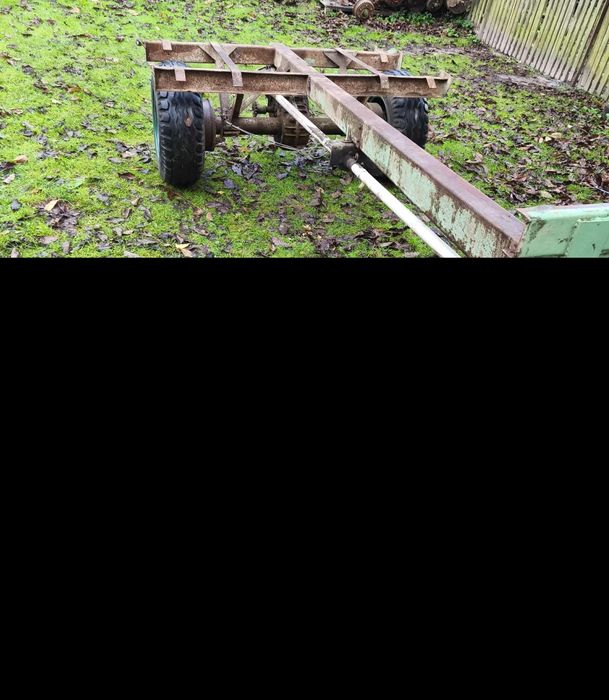 Rama podwozie rozrzutnika, oś z napędem