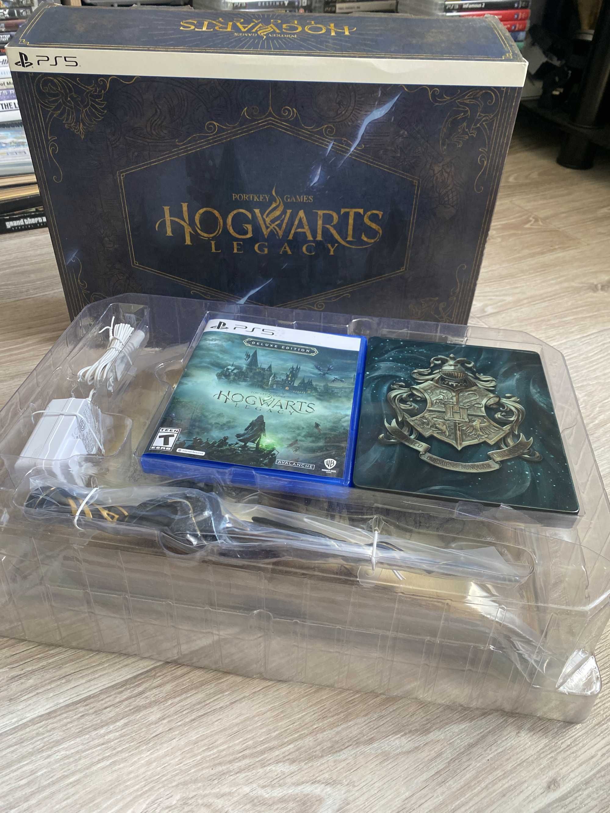 Hogwards Legacy collector`s edition, на Playstation 5, повний набір