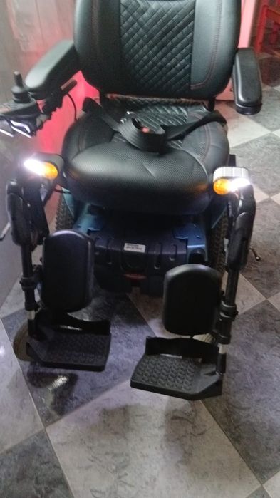Cadeira Elétrica  de mobilidade reduzida