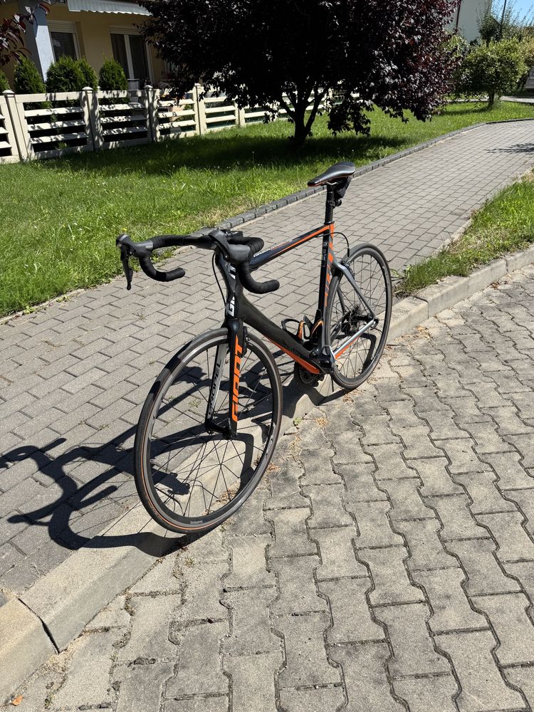 Rower szosowy (kolarzówka) Giant