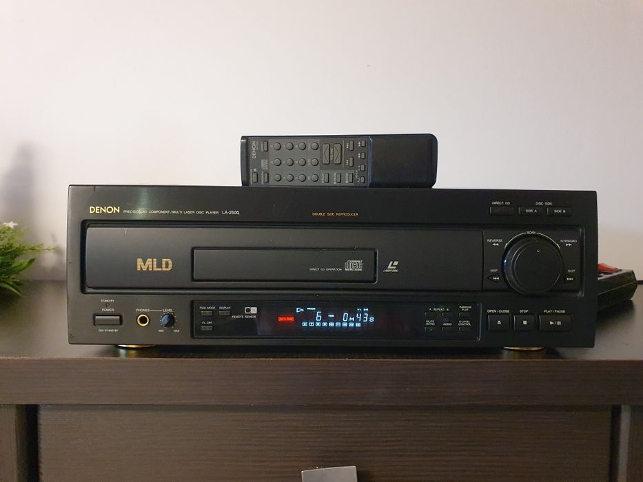 Denon LA-2500 Laser dysc made in Japan