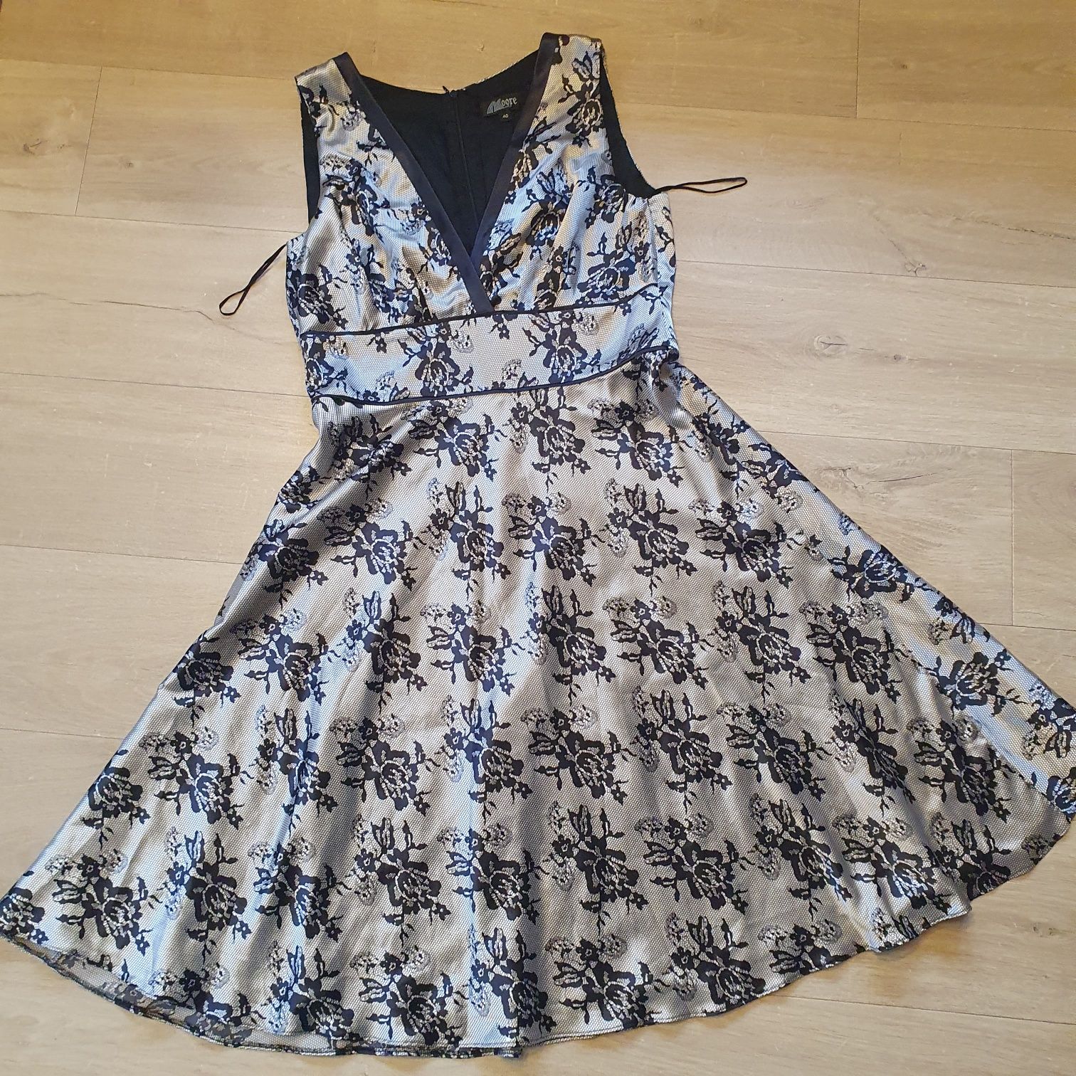 Sukienka roz 40 L połysk sylwestrowa elegancka