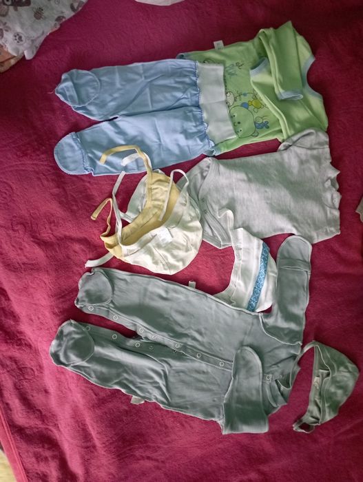 Дитячі речі до року