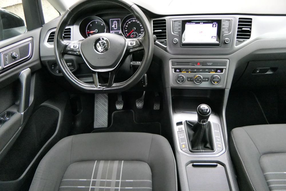 Volkswagen Golf Sportsvan ASO NAWI KAMERA lounge zarejestrowany gwarancja