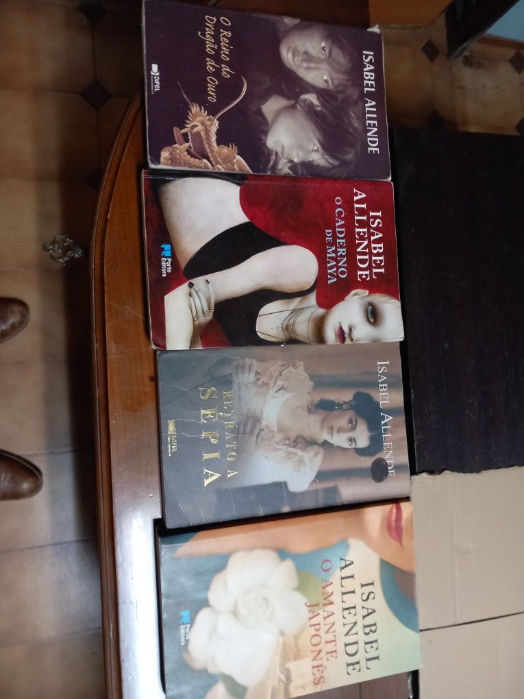 Quatro livros de isabel alhandre