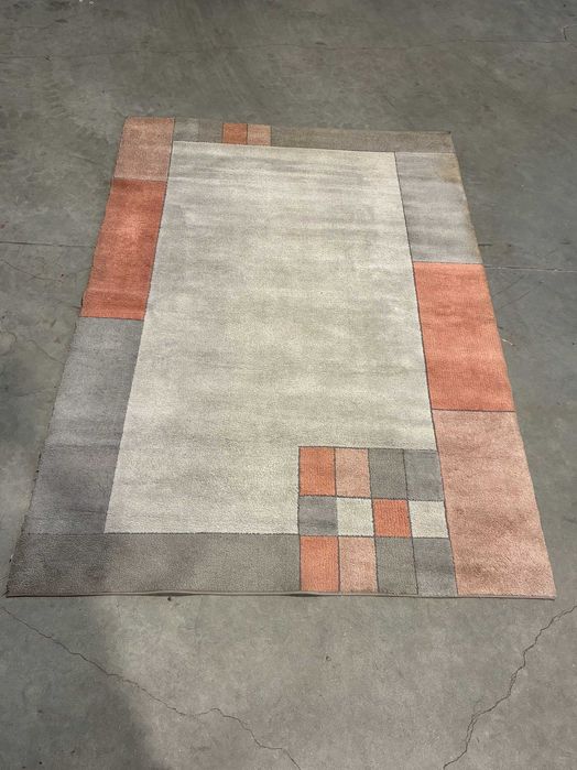 Carpete Premium Cinzento e Salmão	- Qtd. 1 Und.