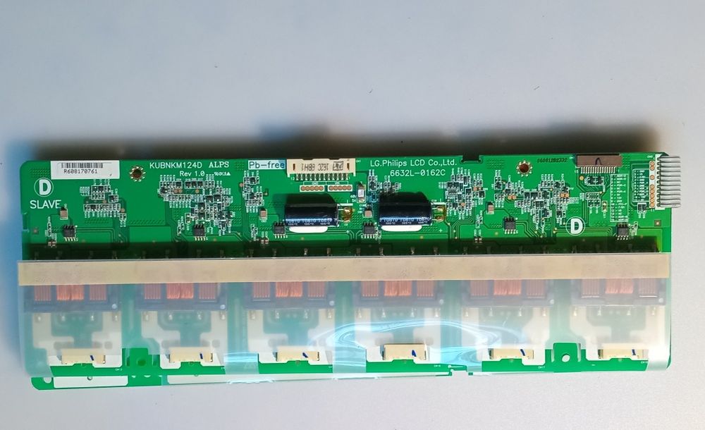 Продам плати з розбитого телевізора