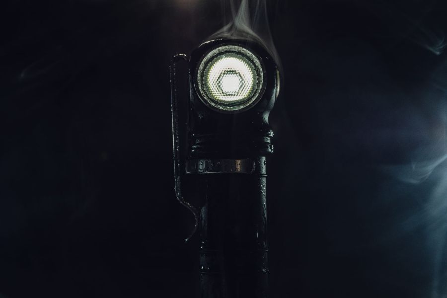 Latarka Armytek Wizard C2 Pro MAX Magnet USB White