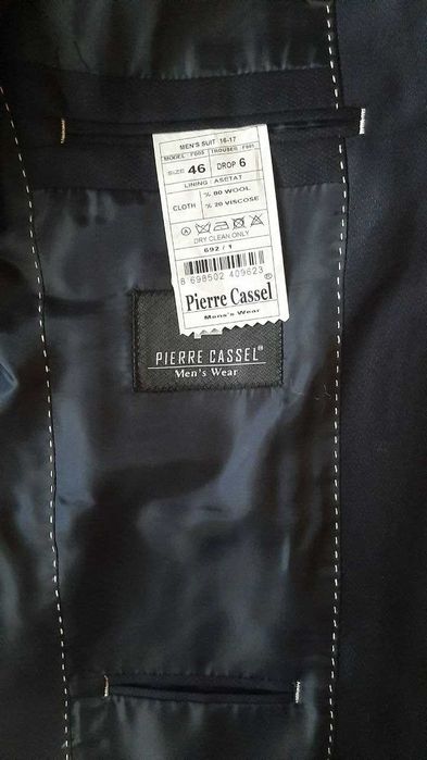 Костюм чоловічий сучасного крою темно-синього кольору 46 р.