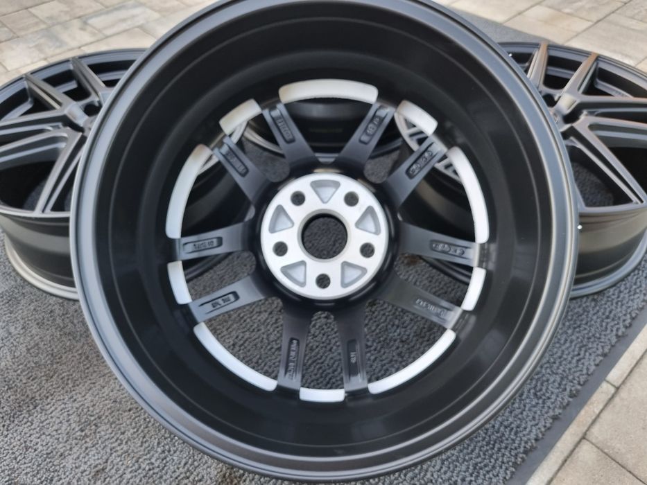 Lexus 18 " Felgi nowe 5x114,3 RX LBX NX alufelgi czarne