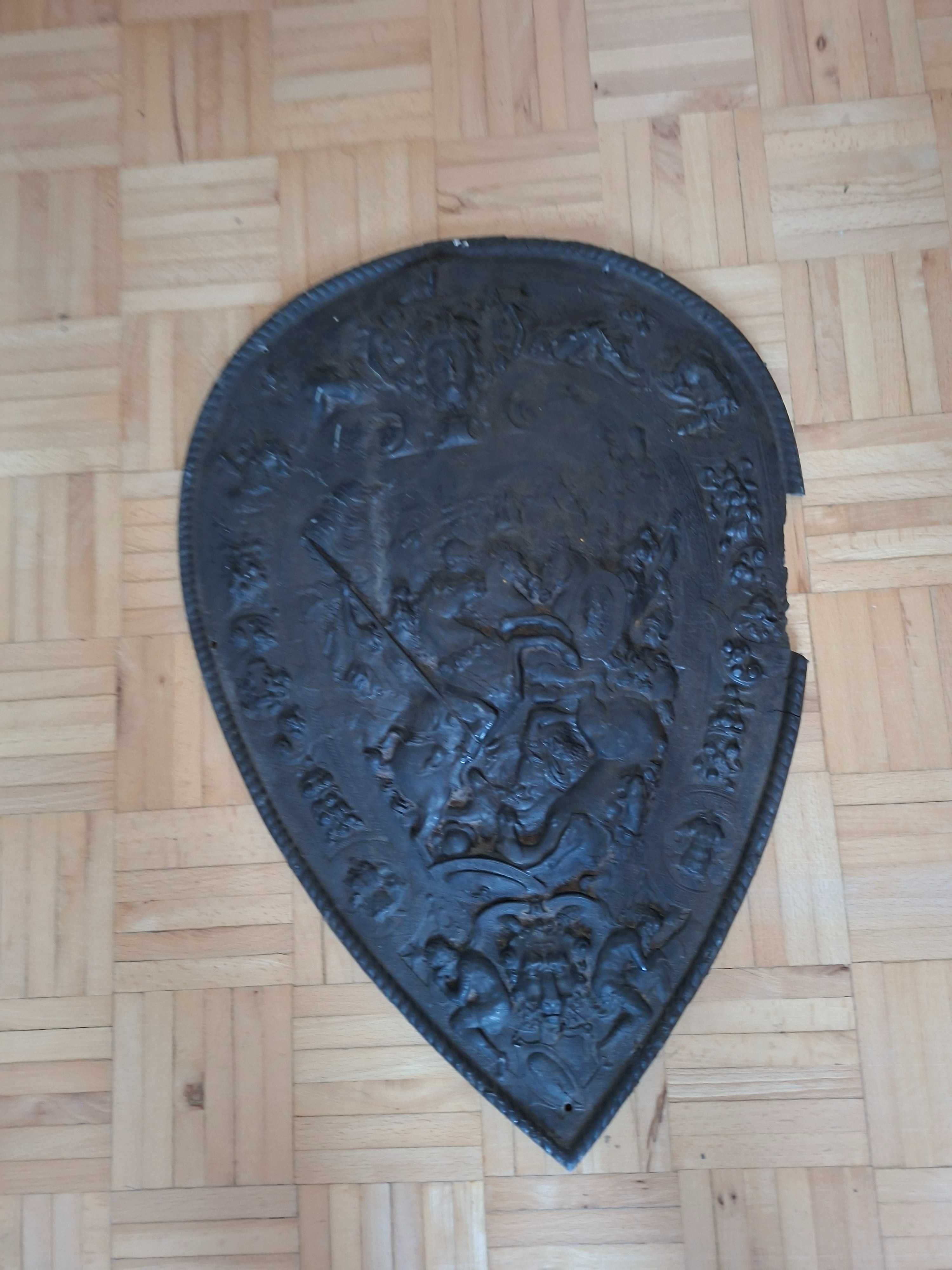 Stara antyczna tarcza