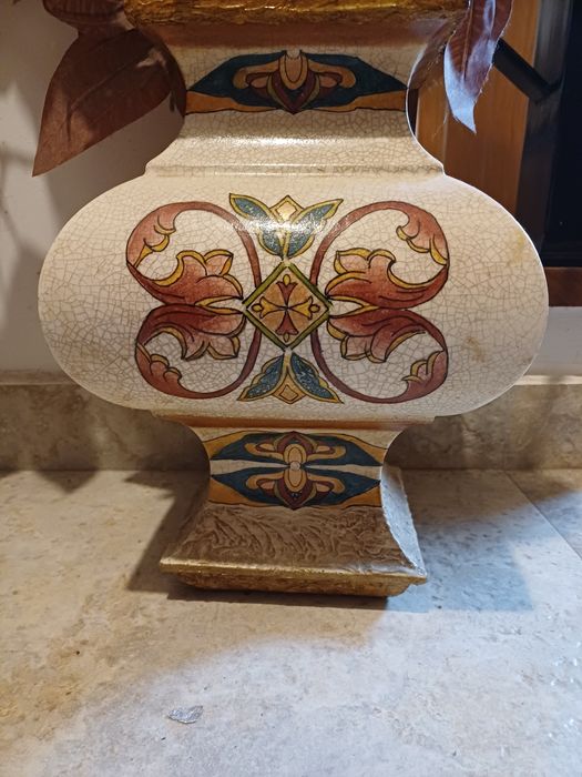 Jarrão / Floreira em porcelana