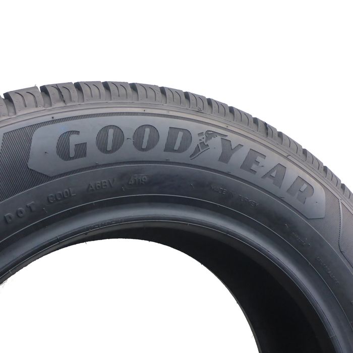 215/65/16C Goodyear 215/65R16C 109/107T Lato 2019 Jak Nowe 7,5-8,2mm