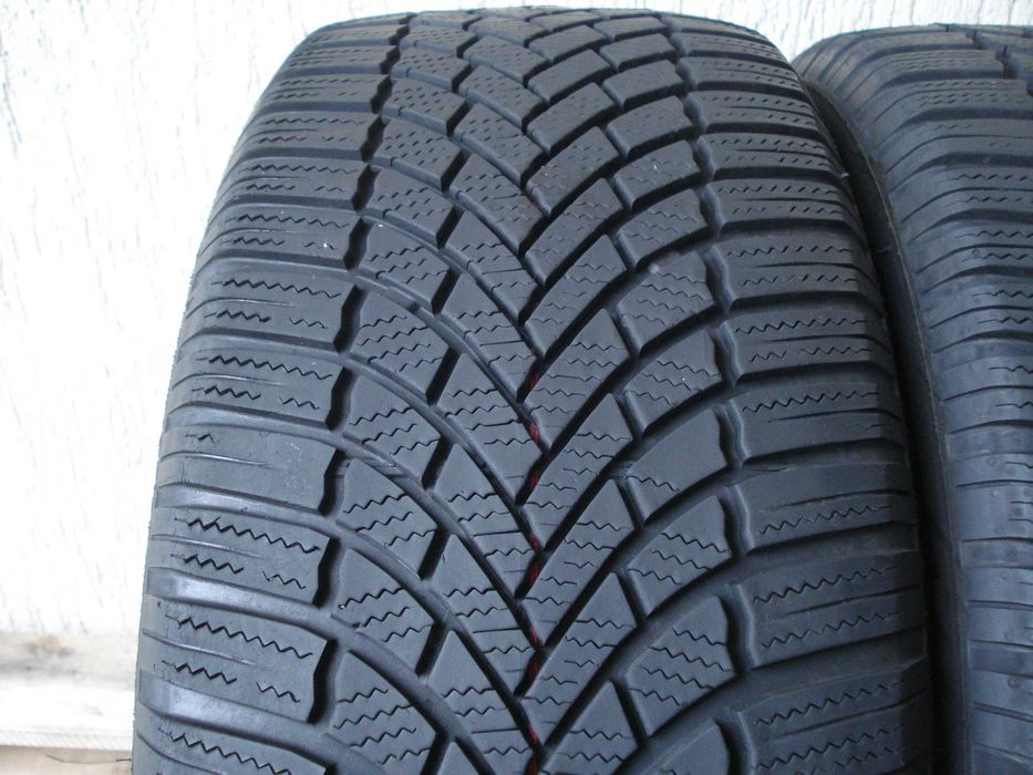 Bridgestone Blizzak LM005  215/55 r 17  2 - sztuki zimowe 2023 rok
