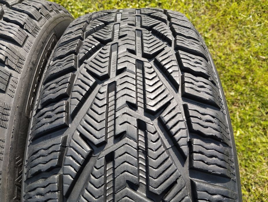 Opony Kormoran Snow 215/55R17 98V para zima 2024