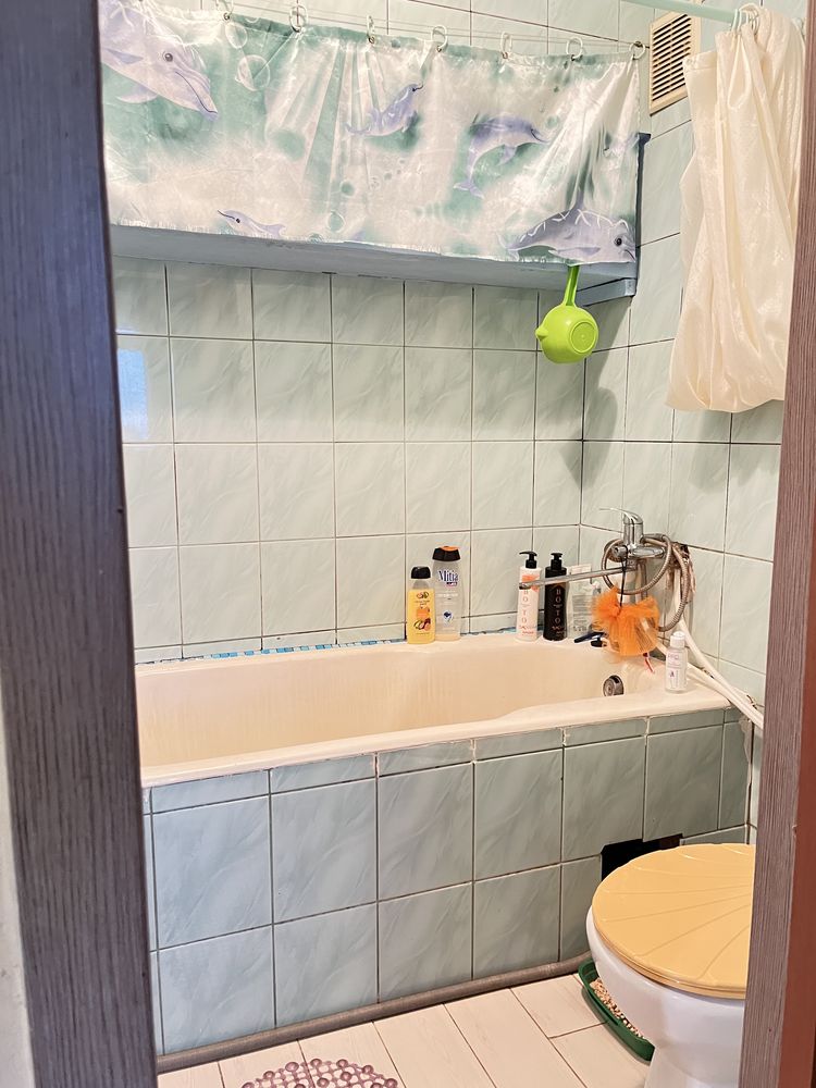 ПРОДАМ свою. 2 кім. кв  с.Волошинівка, Баришівський р-н, Київ. обл.