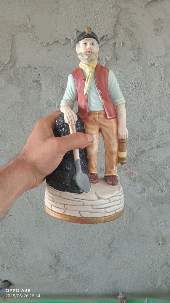 Estatueta mineiro