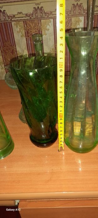 Ваза   графин кувшин  рюмки цветное  урановое стекло