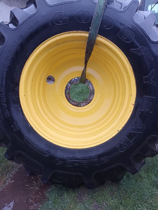 Koła 20.8 r34 520/85 r34