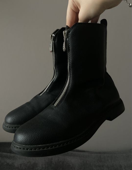 Чоботи жіночі, шкіряні, 37 розміру