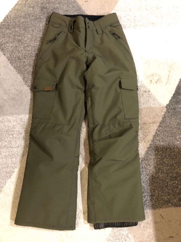 Spodnie snowboardowe lub narciarskie firmy Quiksilver 12L GG