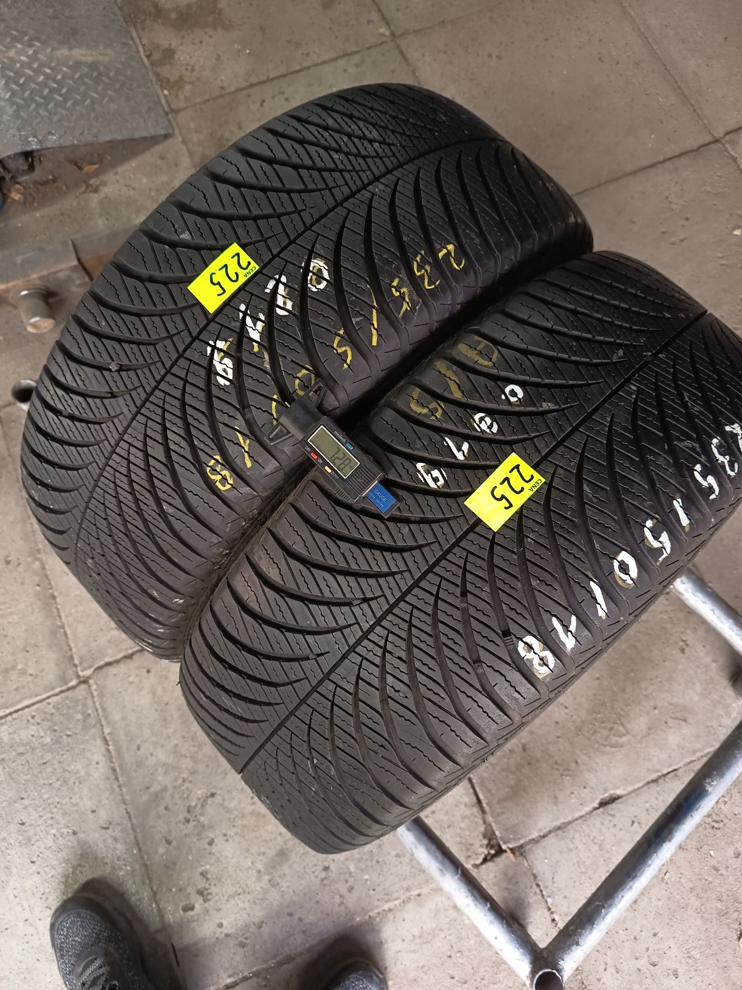 Opony całoroczne 235/50/18 Goodyear 2szt/Montaż Wysyłka 25zł Gwarancja