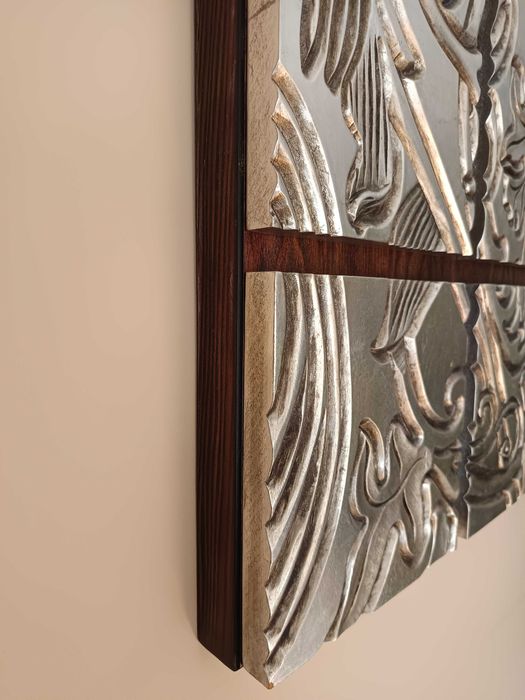 Quadro 100%madeira esculpido manualmente e pintado de prata