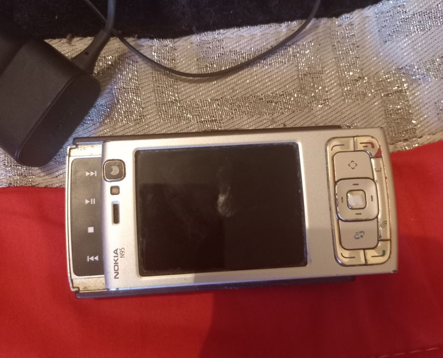 Vendo Nokia N95 em bo. Estado