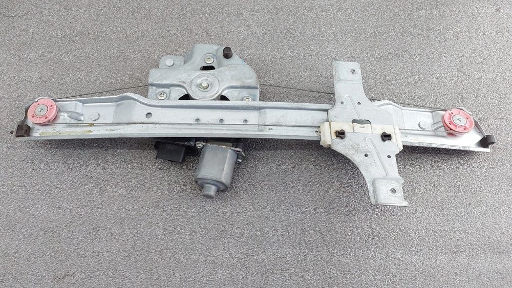 Elevador vidros frente esquerdo PEUGEOT 208