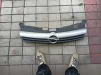 Grill Przedni / Atrapa zderzaka Opel Astra H / Super Stan