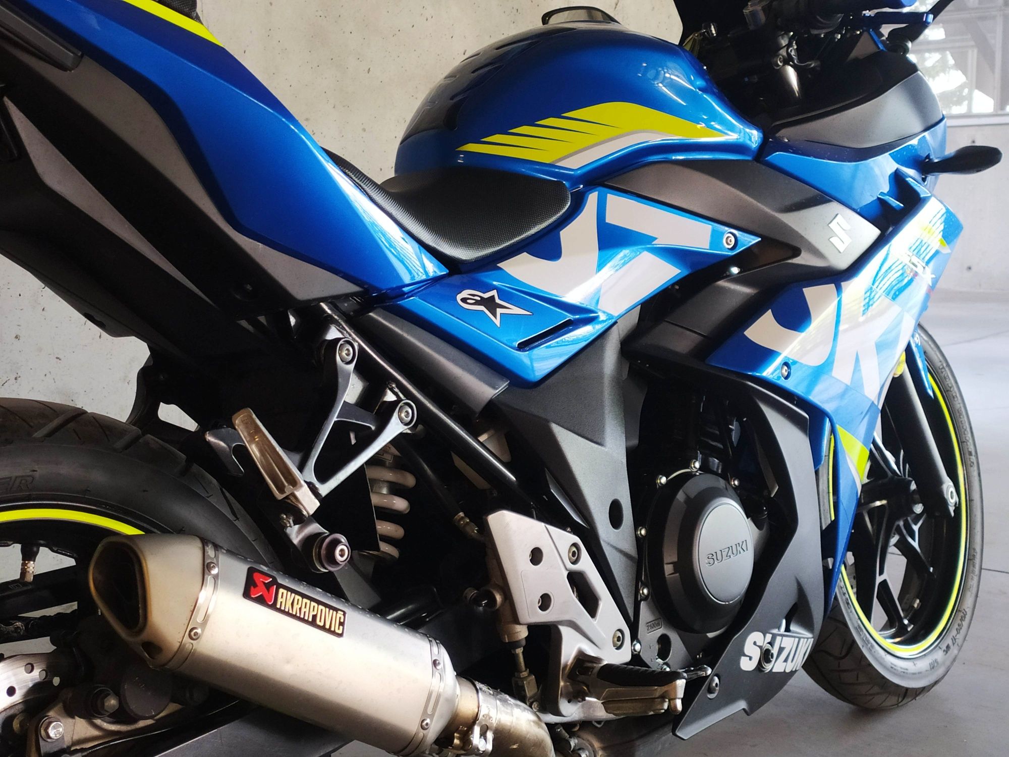 Suzuki GSX-R 250 * 2017 * 11 tys km * TRANSPORT * GSX GSXR GSXS