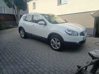 Nissan Qashqai 2010 1.6 Benzyna TEKNA