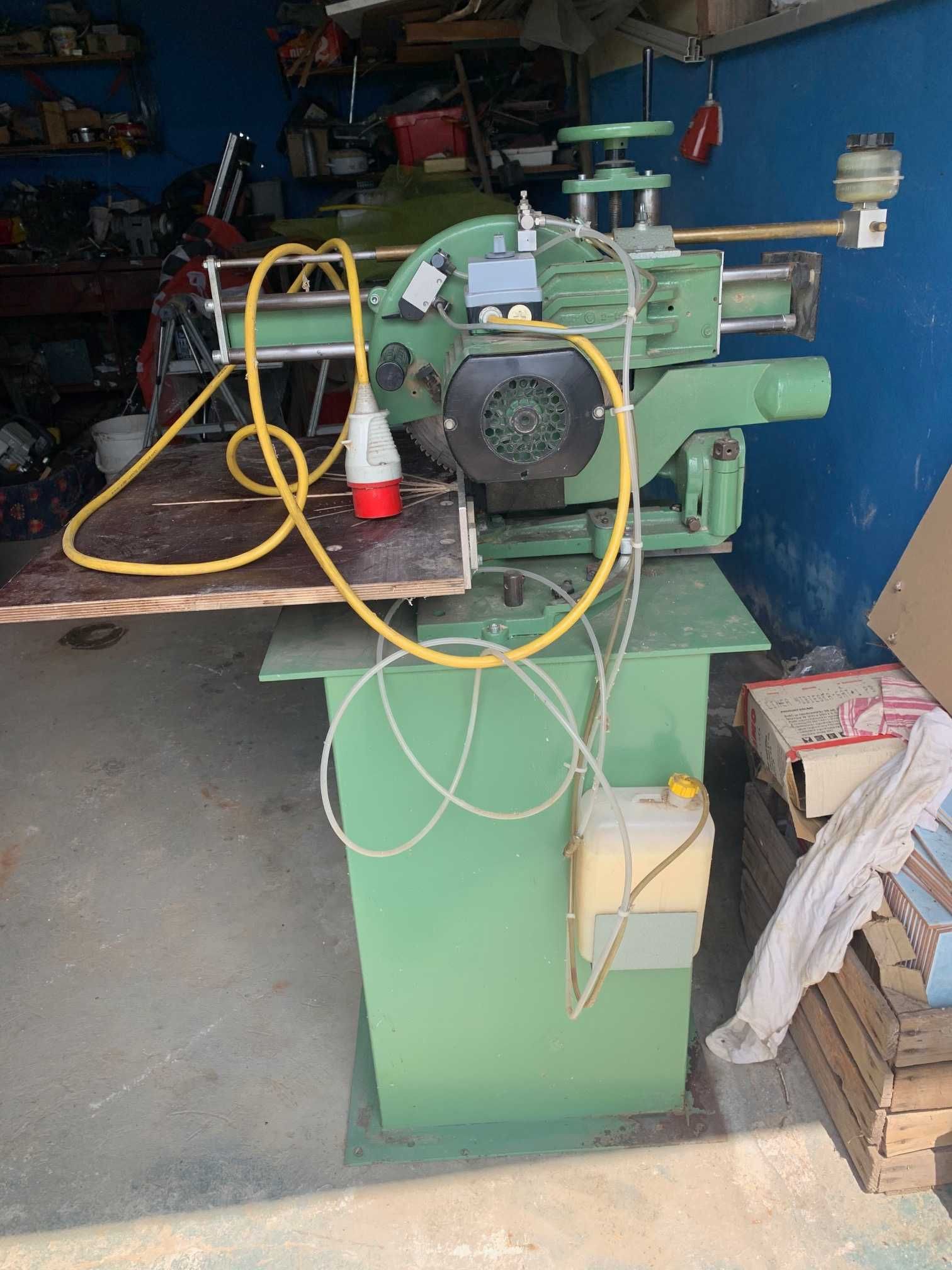 Piła Graule zs100
