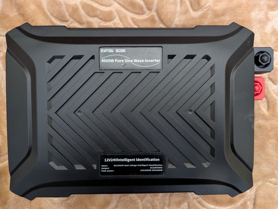 Інвертор Datouboss 12/24V 1200/2300W чистий синус