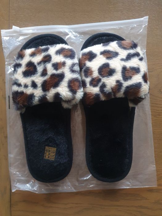 Kapcie damskie łacie pantofle 40