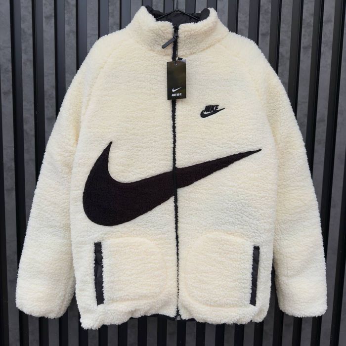 Хіт! Двостороння куртка Nike .