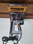 Titan Gwoździarka 2100w