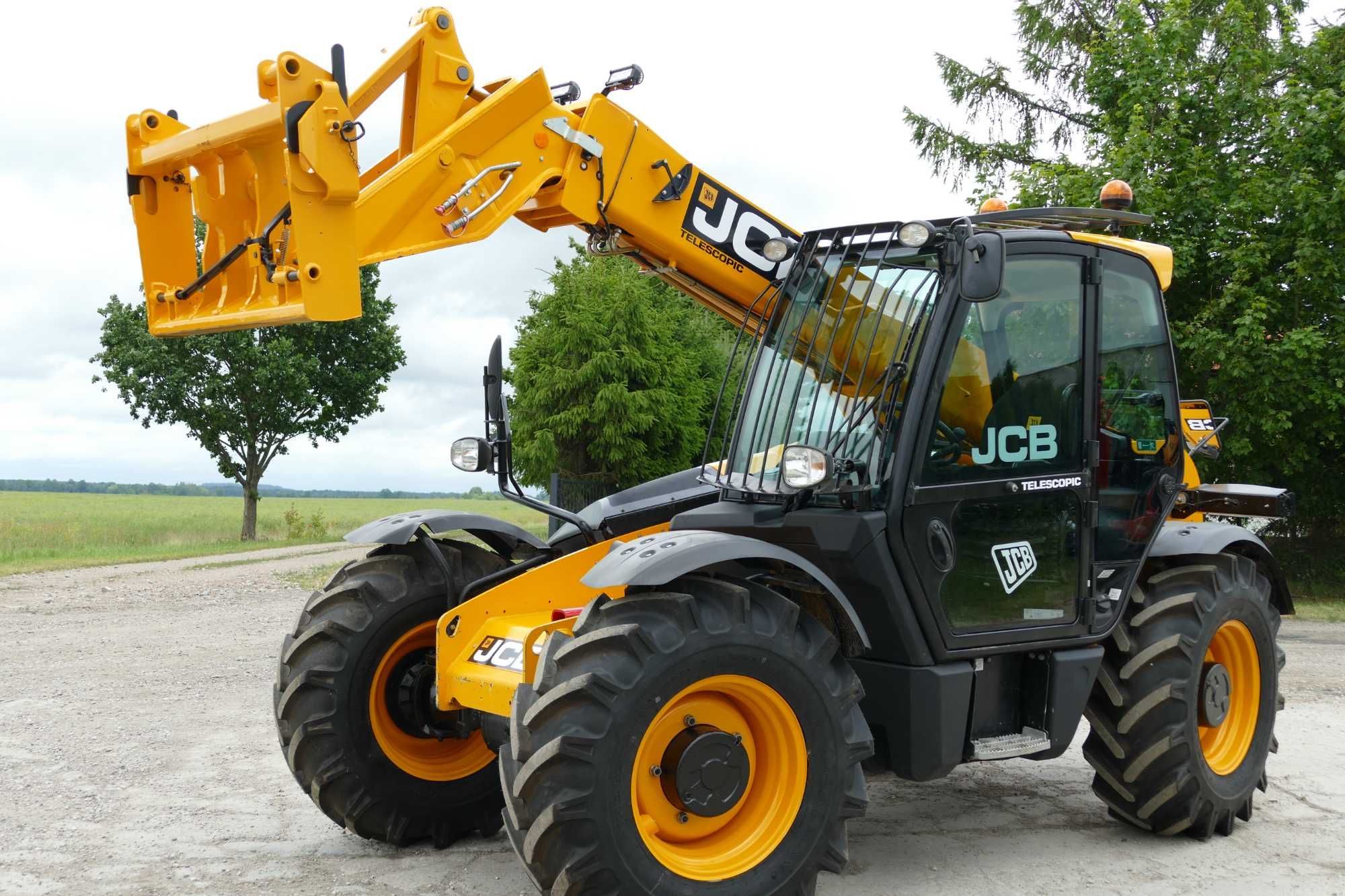ładowarka teleskopowa jcb 531 70