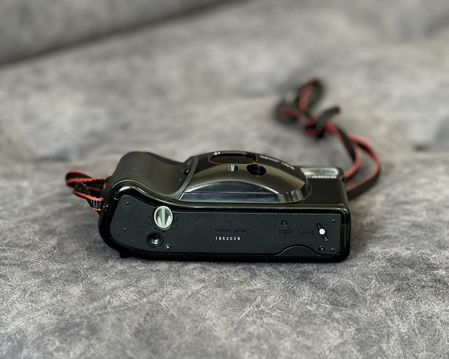 Продам фотоапарат Canon Sure shot Supreme