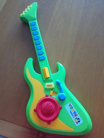 Guitarra do Panda