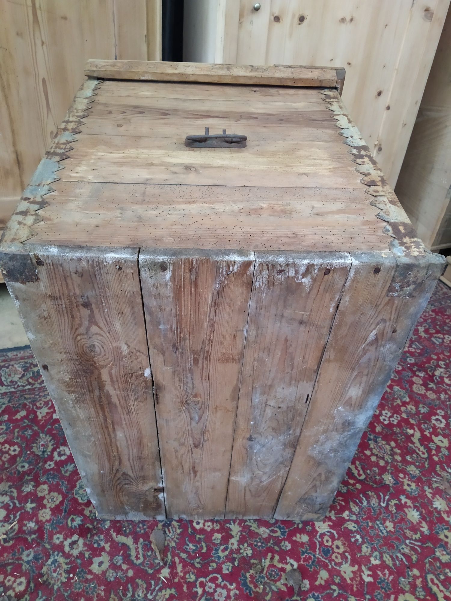 Skrzynia drewniana kufer antyczny antyki do renowacji