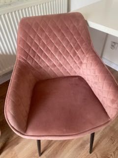 Krzesło fotel różowy