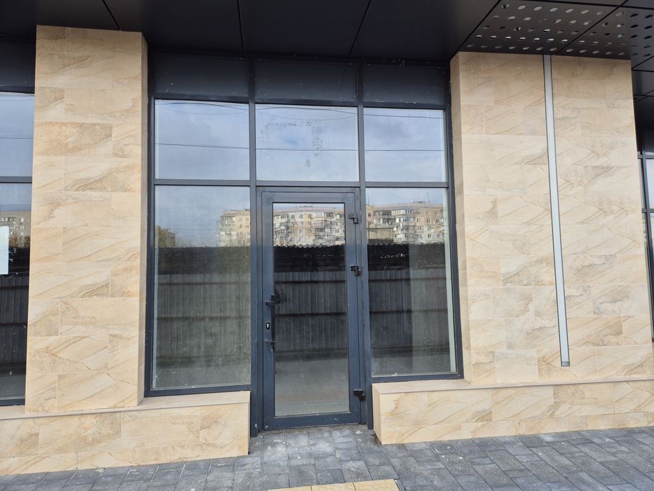 Аренда на Таирова 63м