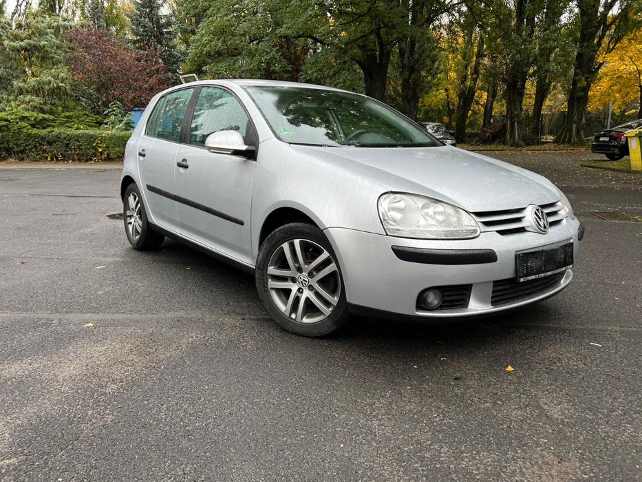 Vw golf V 1.4 benzyna 2004 klima
