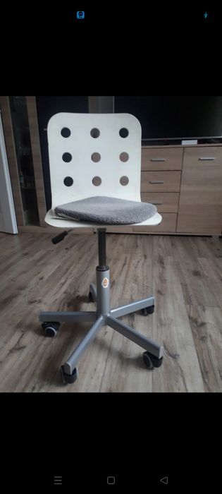 Krzesło Ikea drewniane
