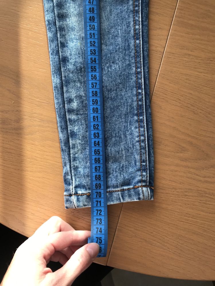 Spodnie jeansowe r.128