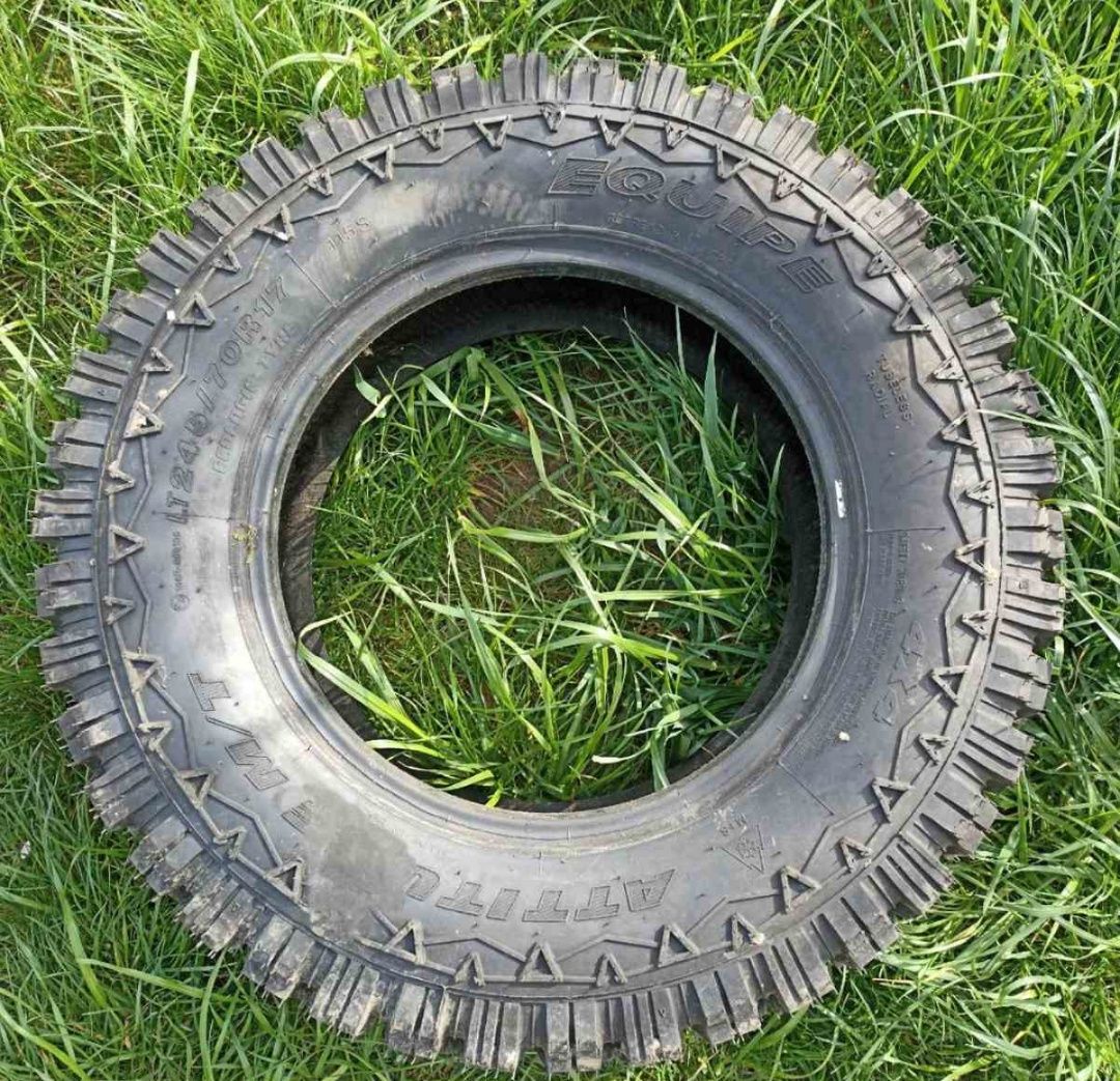 Продам колесо LT245/70R17