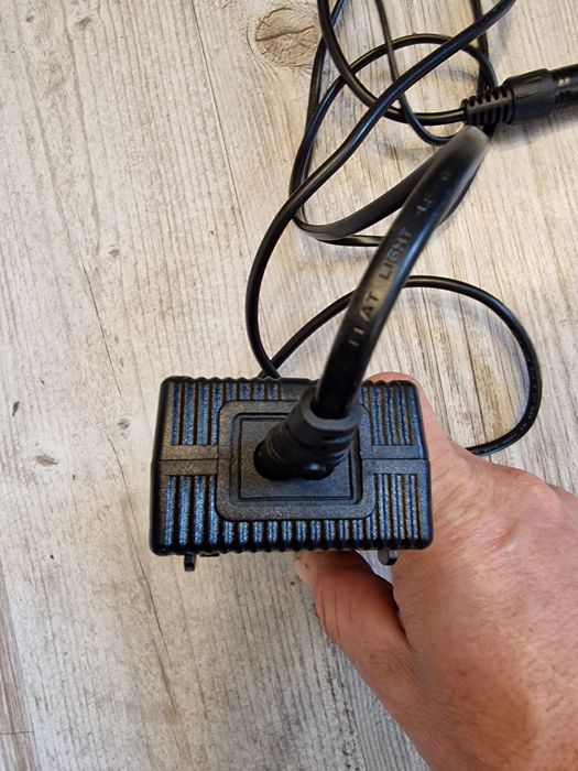 Ładowarka do roweru elektrycznego 24V Li-ion
